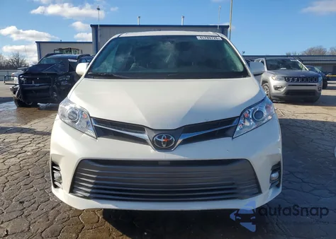 2018 Toyota Sienna Xle 8-Passenger из США, поврежденный, VIN 5TDYZ3DC4JS921165